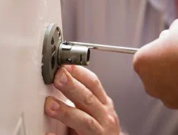 Security Locksmith Services Dallas, TX 214-530-0323 - 18-Emergency-Opening